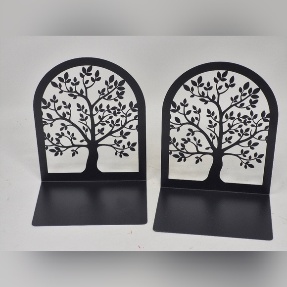 Black Metal Tree Pattern Bookends - Picture 1 of 3